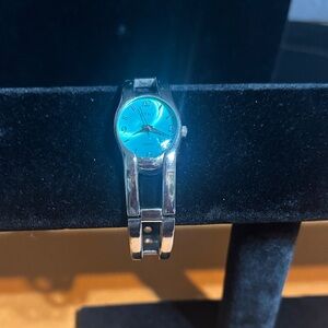 Pre owned:Silver and Blue Quartz Watch